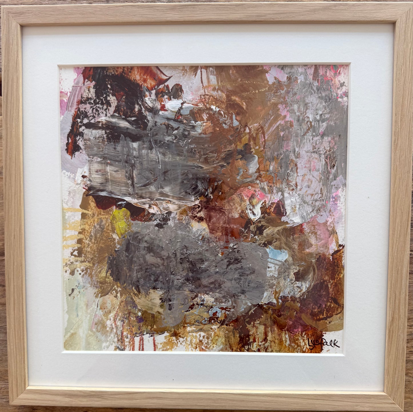 PAPERWORK i egetræsramme 30x30 cm